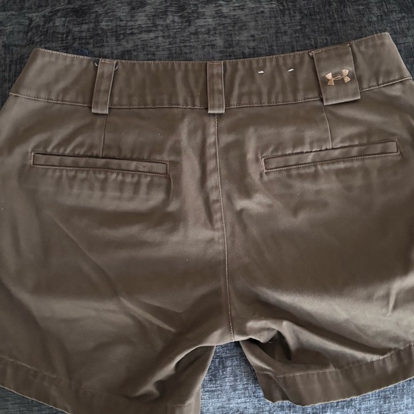 Under armor Brown Women Shorts size 8 - Picture 6 of 7